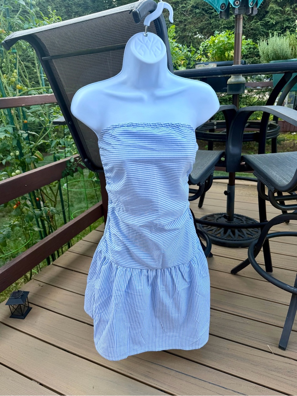 Strapless Blue & White Pinstripe Smocked Strapless Sundress NWOT size M